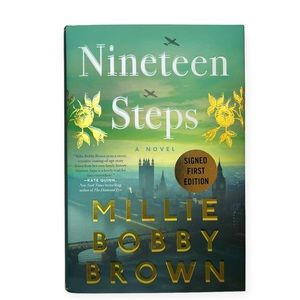 SIGNED Millie Bobby Brown Of Stranger Things Nineteen Steps (2023 HC) New